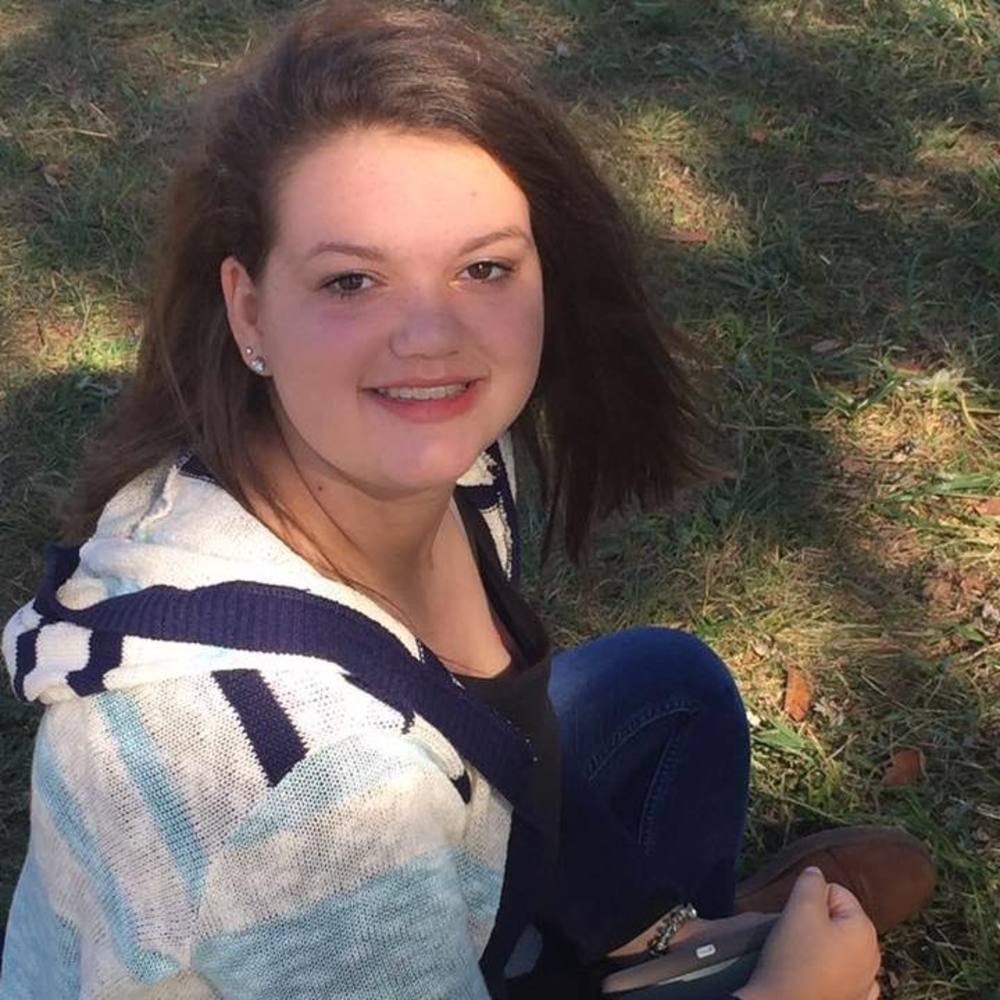 Meet your Posher, Bella